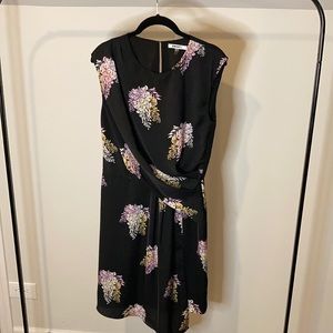 DKNY black floral print short sleeve dress